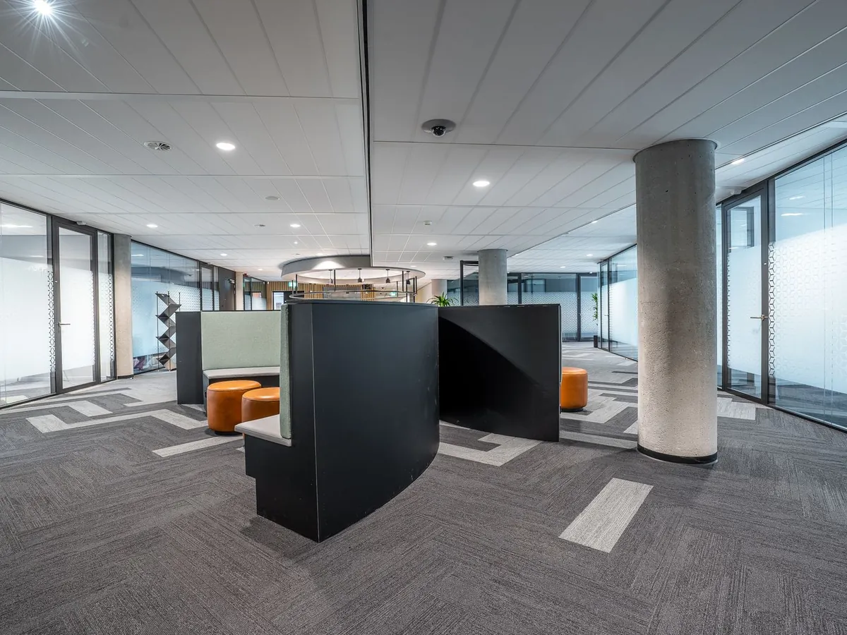 Indicative image of a fitted-out open-plan office. Not a photograph of an SG job.